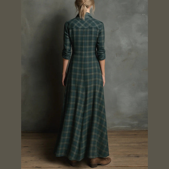 Jole™ - Langes Kleid mit grün kariertem Revers